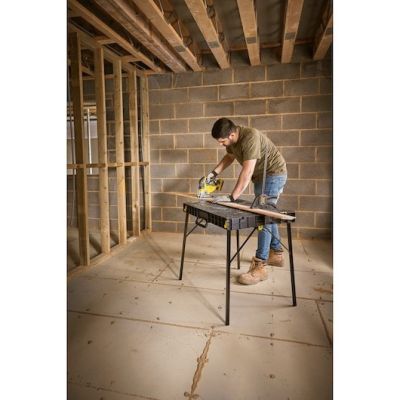 8. Black & Decker STST83492-1 stół warsztatowy Przenośny stół warsztatowy