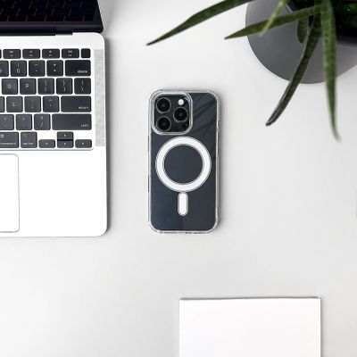 3. Etui Ultra Clear kompatybilne z MagSafe na Samsung Galaxy A17 - przezroczyste