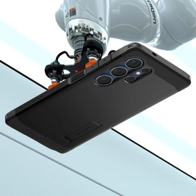 12. Etui Spigen Tough Armor MagSafe na Samsung Galaxy S25 Ultra - czarne
