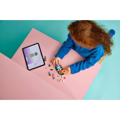 12. LEGO Friends 42690 - Podwieczorek w lesie