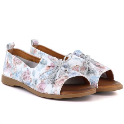 5. Botki ocieplane lakierowane na ozdobnym obcasie Potocki W WOL99