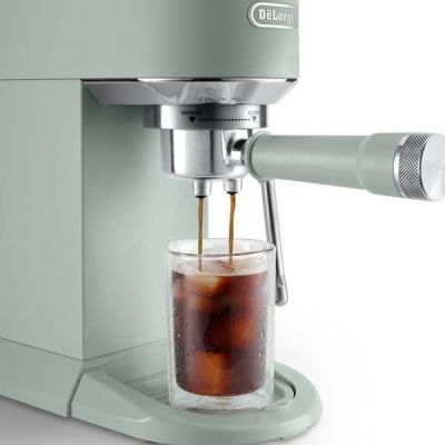 5. Ekspres do kawy DeLonghi EC890.GR