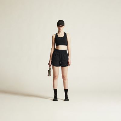 3. Damskie Spodenki CORE ESSENCE SHORTS W