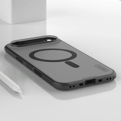 14. Etui Nillkin Super Frosted Shield Pro kompatybilne z MagSafe na iPhone 17 Air - przezroczyste czarne