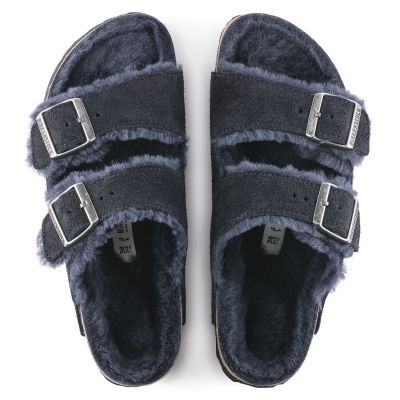 4. Klapki ocieplane Birkenstock Arizona VL Shearling Midnight skóra zamszowa wąskie narrow (1020583)