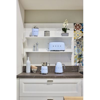 5. Czajnik SMEG Kettle pastel blue KLF03PBEU