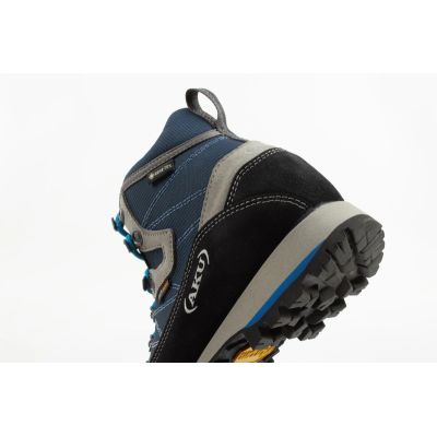 7. Aku Trekker Gore-tex buty trekkingowe damskie turystyczne za kostkę niebeskie