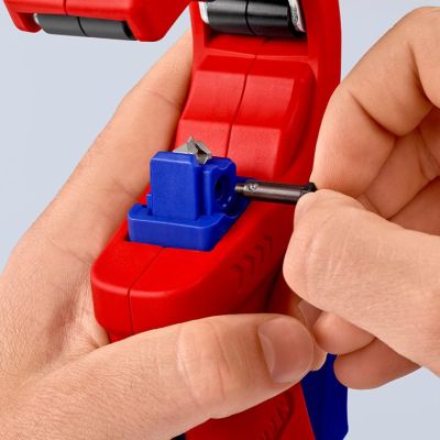 49. Knipex 90 23 01 BK ręczne narzędzie do cięcia rur Obcinak do rur