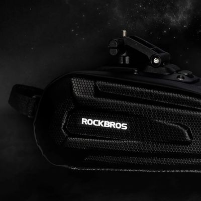 10. Torba Rockbros B69 rowerowa podsiodłowa 1.8l z systemem łatwego zwalniania - czarna