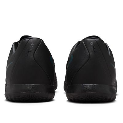 3. Buty piłkarskie Nike Phantom GX II Academy IC M FJ2581-002