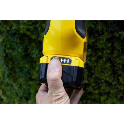 3. Stanley FATMAX SFMCPH845M1-QW urządzenie elektryczne do strzyżenia żywopłotów Podwójne ostrze 4,1 kg