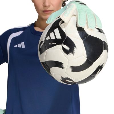 6. Rękawice bramkarskie dla dzieci adidas Copa Club miętowo-białe KE9735