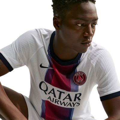 8. Koszulka męska Nike Paris Saint-Germain 2026/27 Match Away biała II1788 101