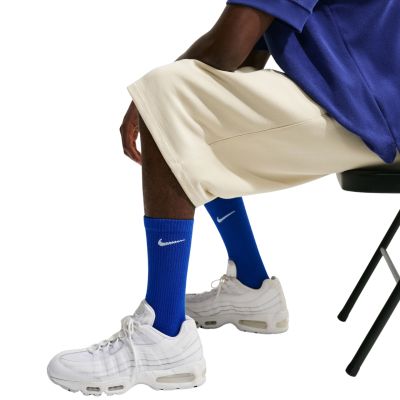 8. Skarpety Nike Everyday Elevated 6 par kolorowe HQ8021 915