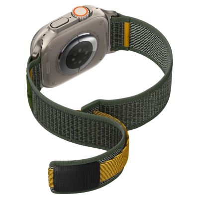 8. Pasek Spigen Athlex Air na Apple Watch 44 / 45 / 46 / 49 mm - zielony
