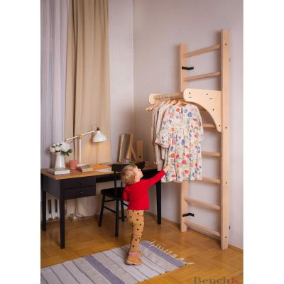 39. DRABINKA Z DREWNIANYM DO PODCIĄGANIA Z BIURKIEM BENCHK 112