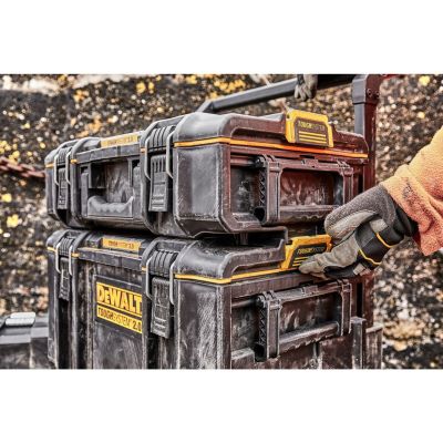 13. DeWALT DWST83293-1 walizka na narzędzia