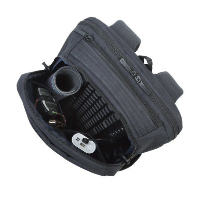 13. Rivacase 8365 43,9 cm (17.3") Plecak Czarny