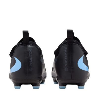 3. Buty piłkarskie dla dzieci Nike Phantom 6 Low Academy FG/MG HM9203 003