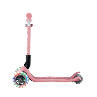 6. Hulajnoga trójkołowa JUNIOR FOLDABLE LIGHTS (437-311-3)