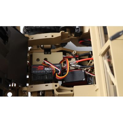 8. Amewi RC Car US Ciężarówka 4x4 HUMVEE Li-Po Akumulator 4500mAh piasek/14