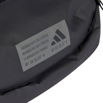 6. Saszetka adidas Hybrid IT4588