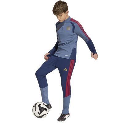 4. Bluza adidas FC Bayern 2026/27 Training Top Junior KF1005