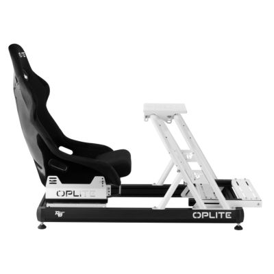4. Oplite 102843 Kokpit wyścigowy