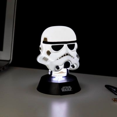 7. STAR WARS - ŚWIECĄCA FIGURKA STORMTROOPER
