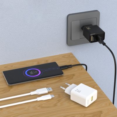 3. Ładowarka Dudao A23 2.4A USB-A - biała