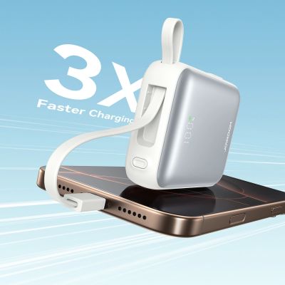 8. Powerbank Joyroom JR-PBF27 10000mAh 22.5W z wbudowanymi kablami USB-C i Lightning - biały