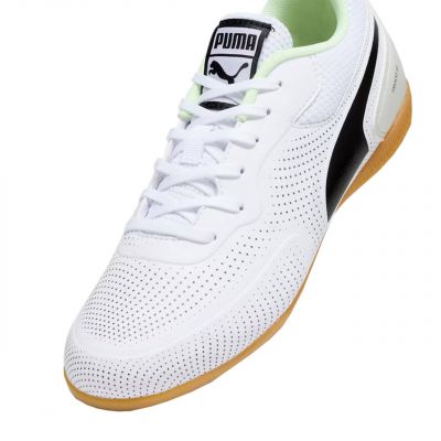 4. Buty piłkarskie Puma Truco III IT Jr 106935 07