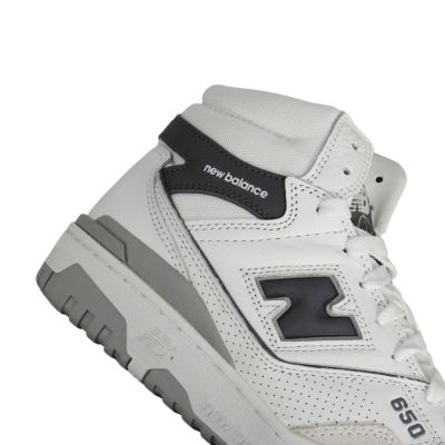 7. Buty sportowe unisex New Balance Sneakers białe - BB650RWE