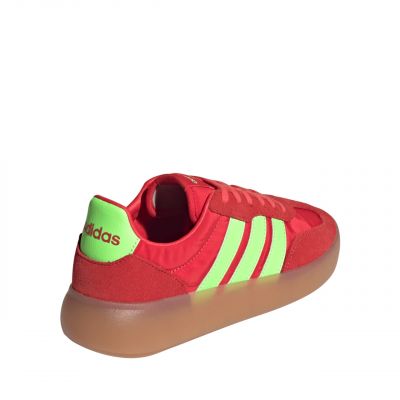 3. Buty adidas Barreda Decode W JR3539