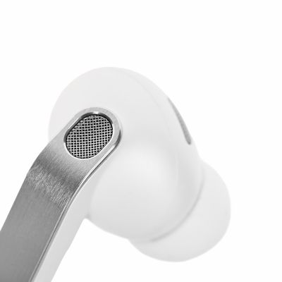 22. Samsung Galaxy Buds 4 Pro (R640) White