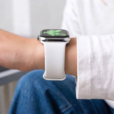 6. Pasek Tech-Protect Silicone na Apple Watch 40 / 41 / 42 mm - biały