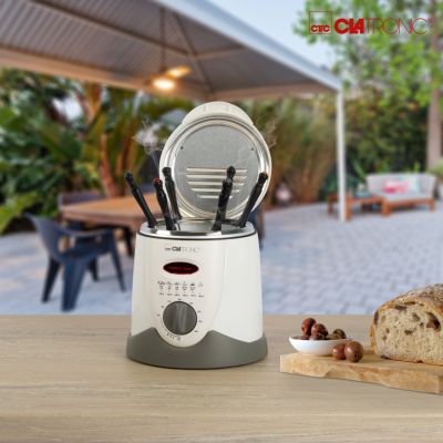 8. Frytownica Clatronic FFR 2916 (1 l; 840W; kolor biały)