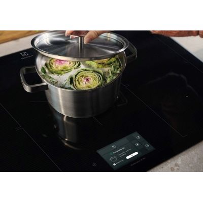 3. Płyta indukcyjna ELECTROLUX EIS77453 Sense Boil+Fry 68 cm