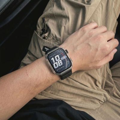 6. Etui Tech-Protect Defense na Huawei Watch Fit 5 Pro - przezroczyste