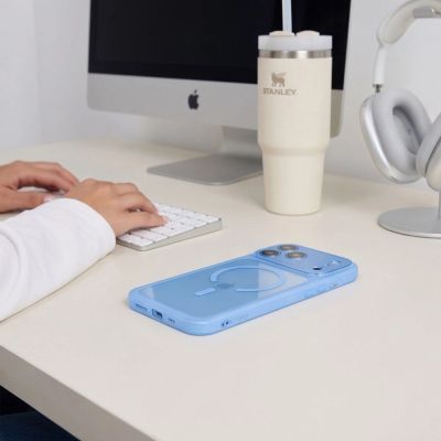 5. Etui Tech-Protect MagPeak MagSafe CC na iPhone 18 Pro / 17 Pro - przezroczysto-błękitny