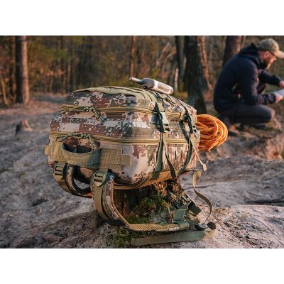 3. Plecak wyprawowy 16" Tracer Evo Camo 25L