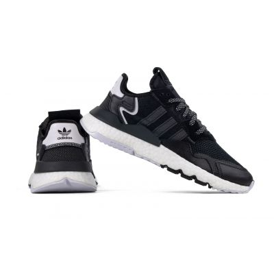 5. Buty adidas Nite Jogger Jr EE6481