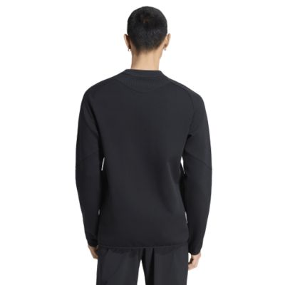 2. Bluza adidas Real Madryt Tiro Travel KC7807