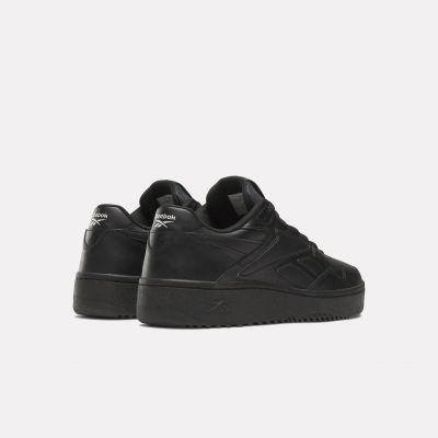 3. Buty Reebok ATR Chill M 100200460
