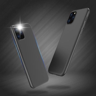 5. Żelowe elastyczne etui pokrowiec do iPhone 15 Plus Soft Case - czarny