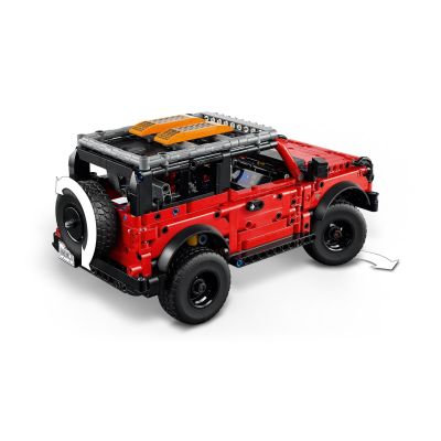 18. LEGO Technic 42213 - SUV Ford Bronco