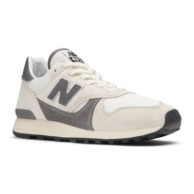 15. Buty New Balance M M475VTA