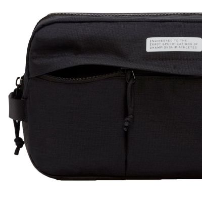 6. Torba na buty Nike Academy DC2648-010