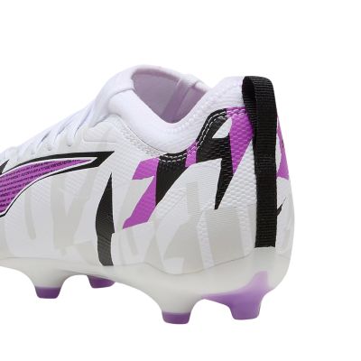 9. Buty piłkarskie Puma Ultra 5 Match Forever FG/AG Jr 108413 01