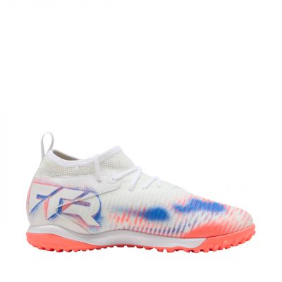 5. Buty piłkarskie Puma Future 8 Match TT + Mid Jr 108616 01